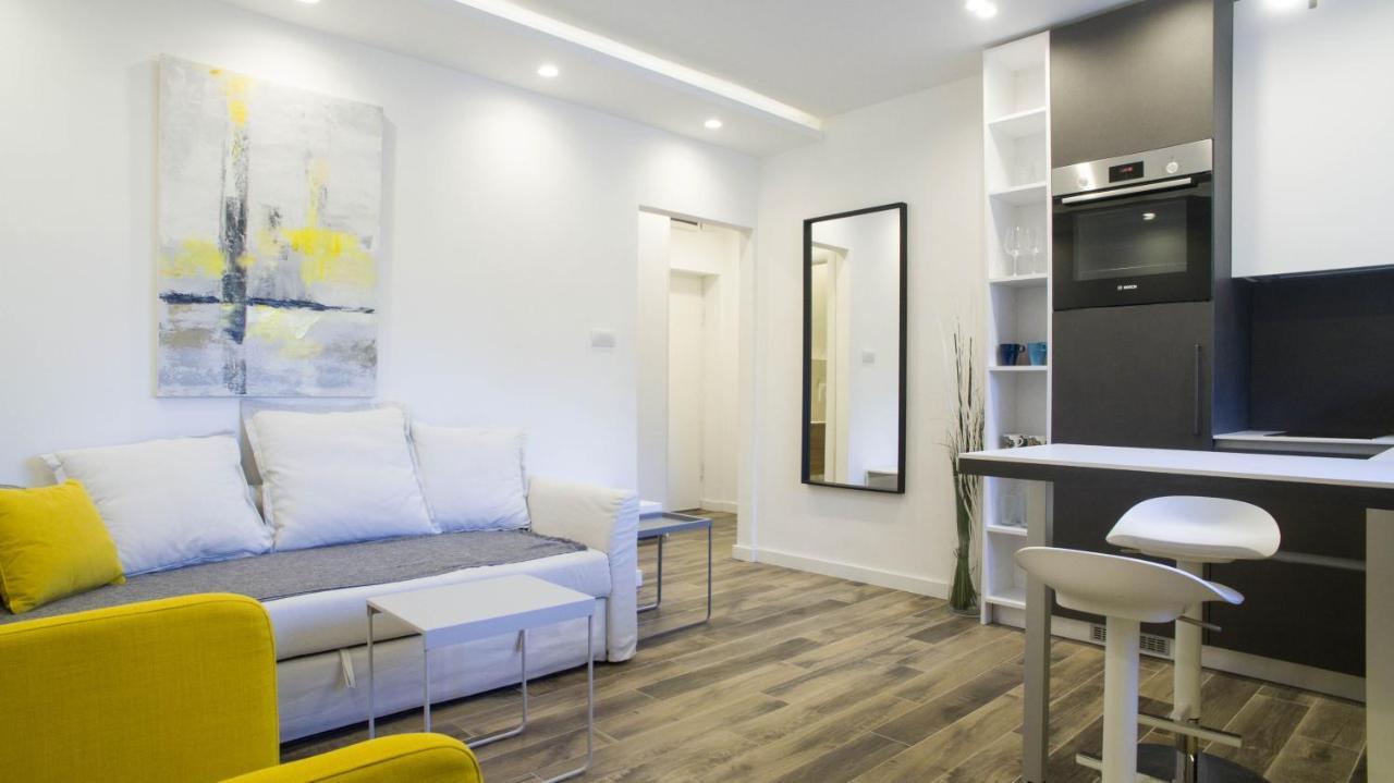 Friendly Home Apartment Belgrado Esterno foto