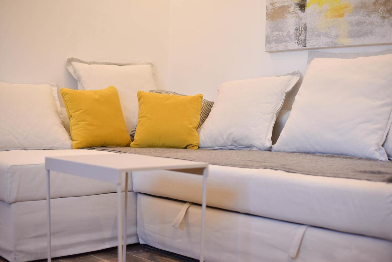 Friendly Home Apartment Belgrado Esterno foto