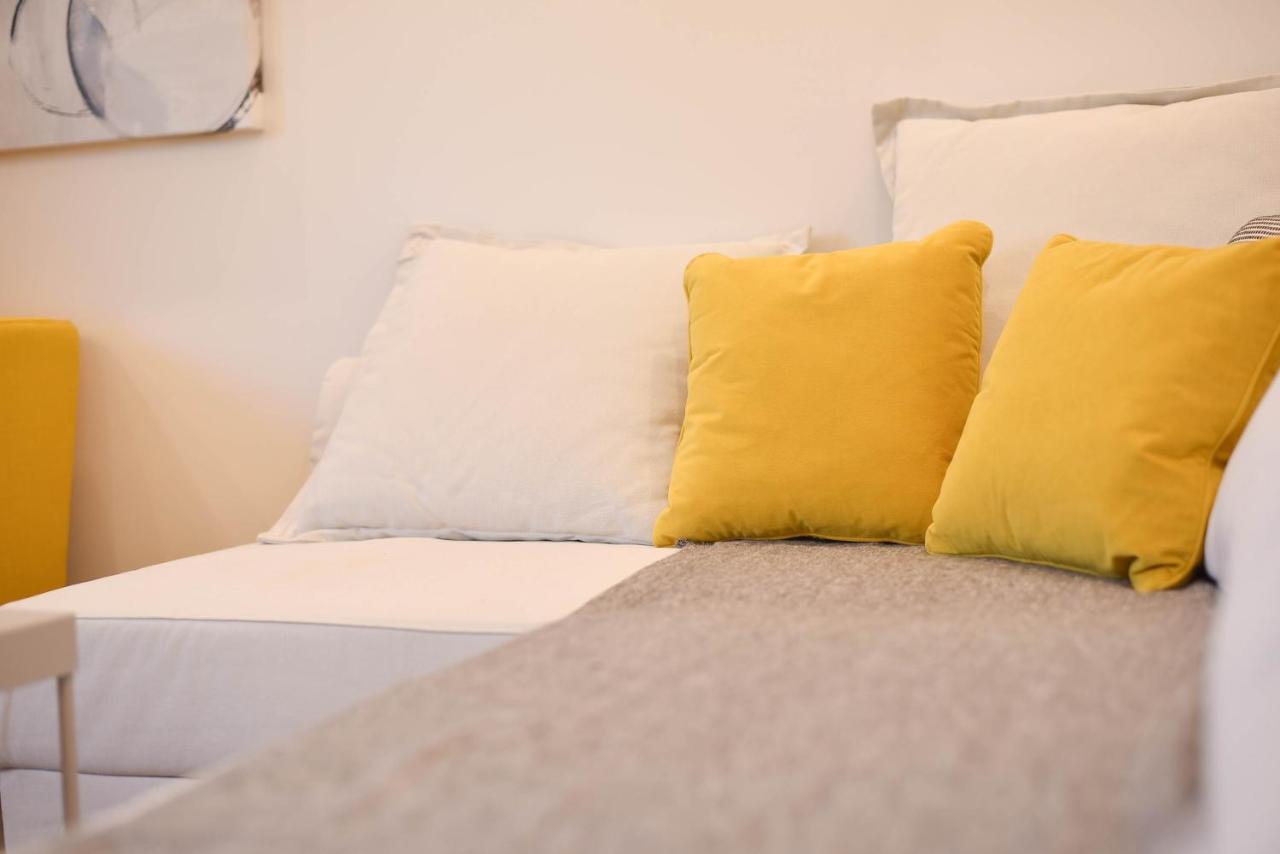 Friendly Home Apartment Belgrado Esterno foto